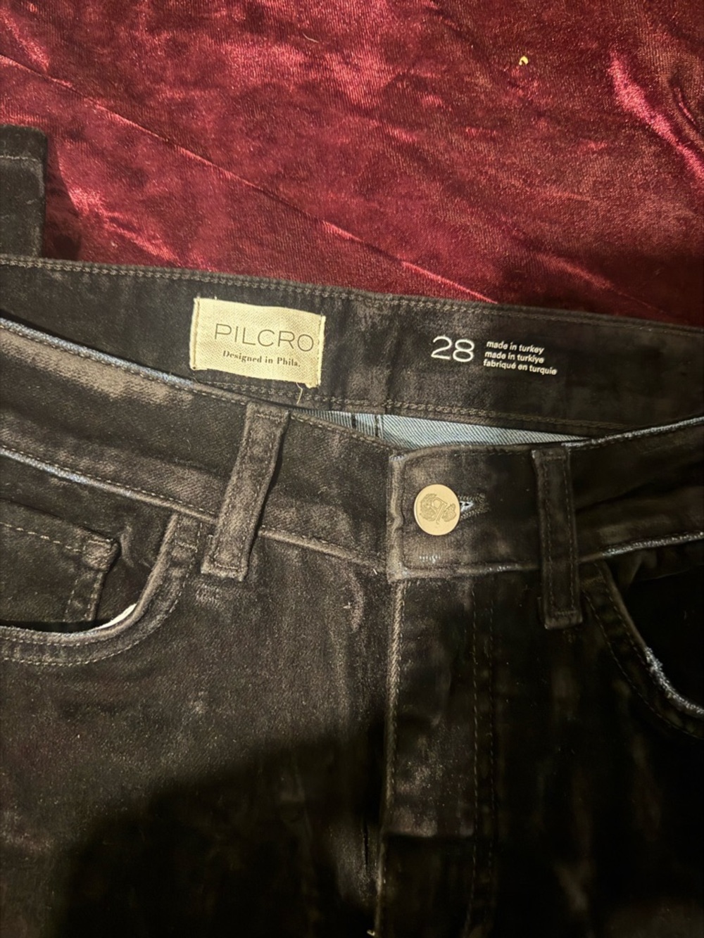 Pilcro Black Velvet High-Rise Jeans size 28 new with tag